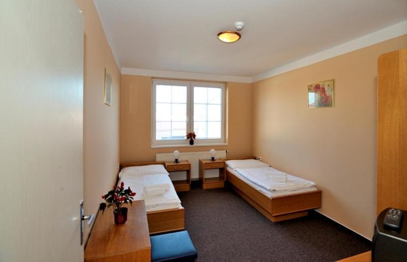 Penzion Senk Pardubice Kamer foto