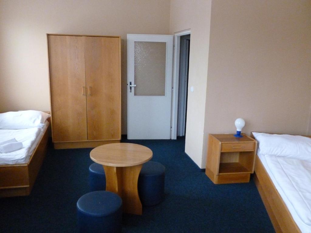 Penzion Senk Pardubice Kamer foto